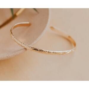 NEW HELLO ADORN women's flora cuff bracelet in yellow gold